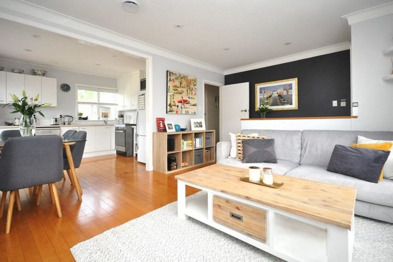 Photo of property in 41b Wallace Road, Mangere Bridge, Auckland, 2022