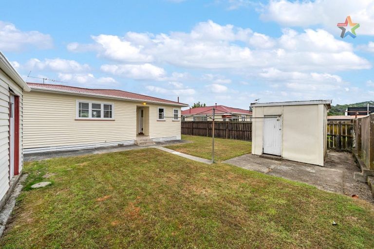 Photo of property in 4 Ashforth Street, Wainuiomata, Lower Hutt, 5014