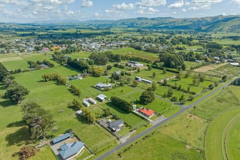 Photo of property in 63 Sowry Road, Woodville, 4920