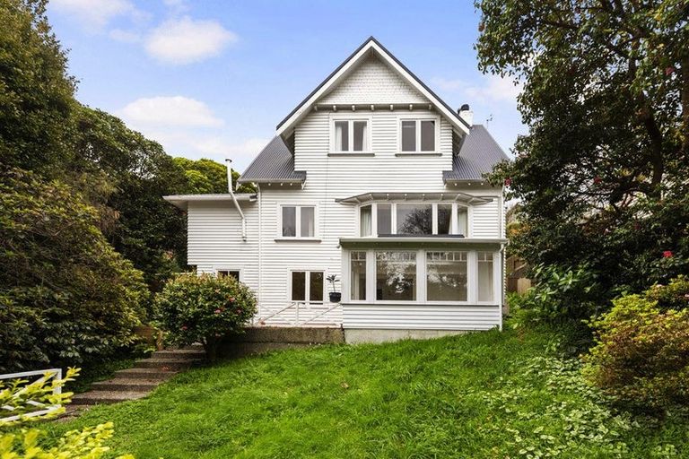 Photo of property in 26 Fitzroy Street, Wadestown, Wellington, 6012