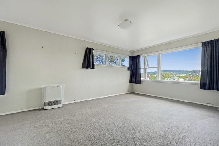 Photo of property in 37a Pembroke Road, Northland, Wellington, 6012