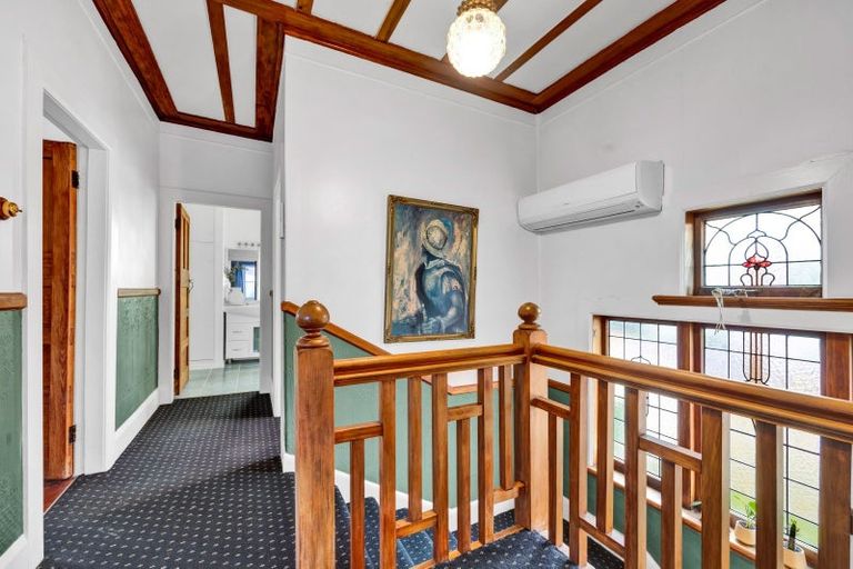 Photo of property in 68 Collins Street, Hawera, 4610