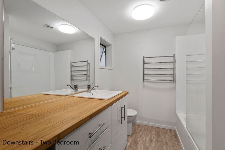 Photo of property in 41 Pohutukawa Avenue, Red Beach, 0932