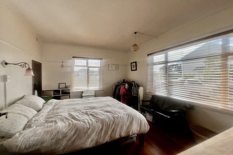 Photo of property in Nissen Court, 11g Hawker Street, Mount Victoria, Wellington, 6011