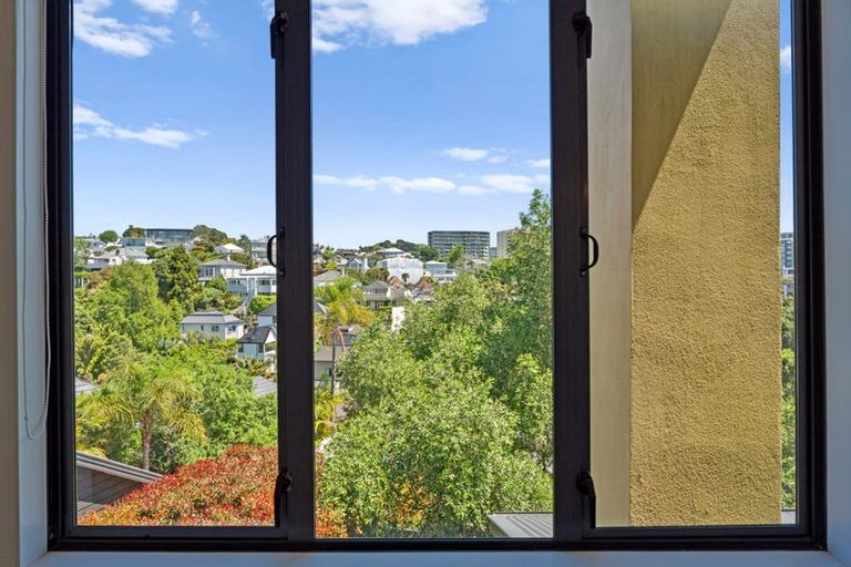 Photo of property in 86a Bassett Road, Remuera, Auckland, 1050