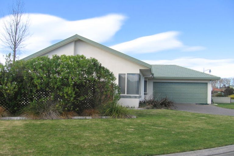 Photo of property in 6 Aintree Place, Taradale, Napier, 4112