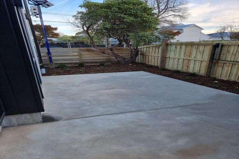 Photo of property in 1/58 Olliviers Road, Phillipstown, Christchurch, 8011