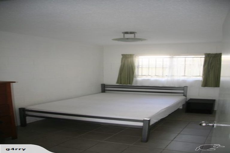 Photo of property in 16 Bellevue Avenue, Wellsford, 0900