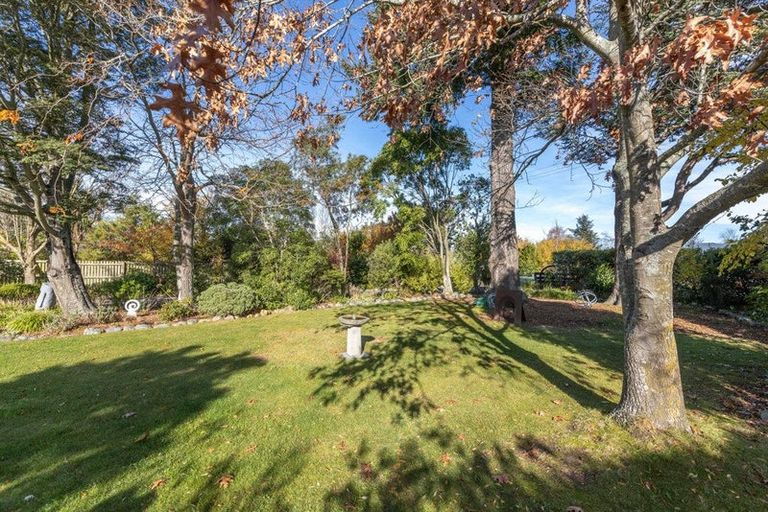 Photo of property in 150 High Street, Oxford, 7430