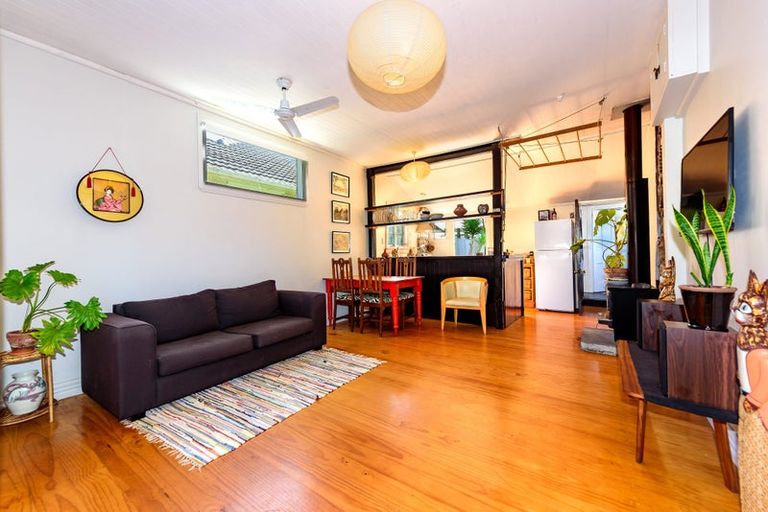 Photo of property in 437 Ferry Road, Woolston, Christchurch, 8023