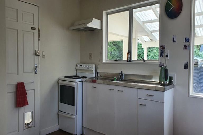 Photo of property in 90 Strathmore Avenue, Levin, 5510