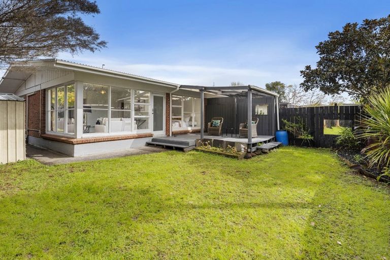 Photo of property in 3/167a Birkdale Road, Birkdale, Auckland, 0626