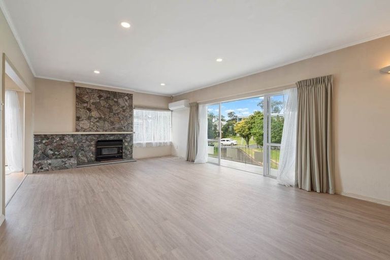 Photo of property in 5 The Anchorage, Sunnyhills, Auckland, 2010