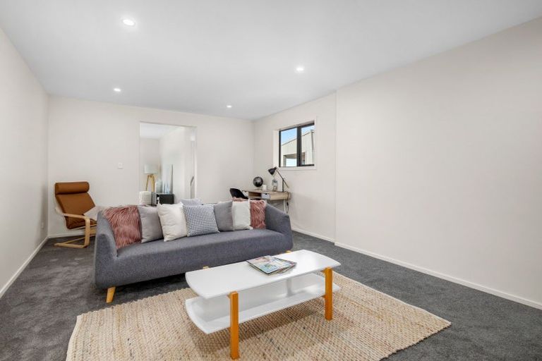 Photo of property in 10 Hawkdun Place, Bridge Hill, Alexandra, 9320