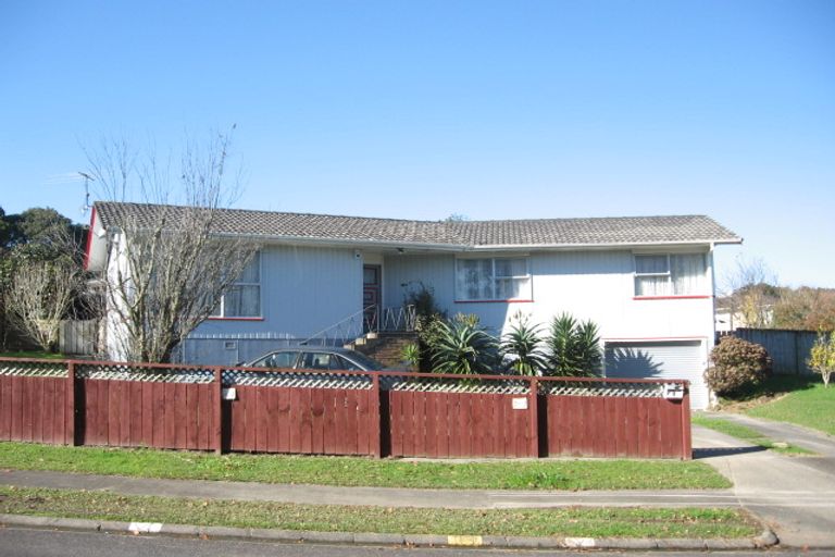 Photo of property in 1 Benmore Place, Manurewa, Auckland, 2102