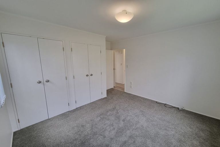 Photo of property in 36 Lorikeet Place, Unsworth Heights, Auckland, 0632