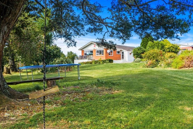 Photo of property in 22 Pataua Road North, Whareora, Whangarei, 0175