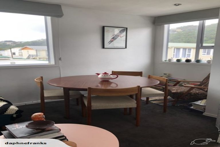 Photo of property in 12/76 Freyberg Street, Lyall Bay, Wellington, 6022