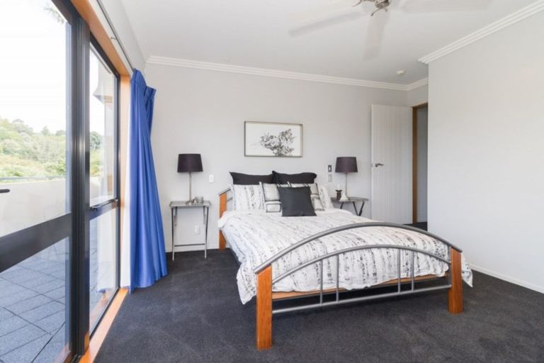 Photo of property in 300 Waitaha Road, Welcome Bay, Tauranga, 3112