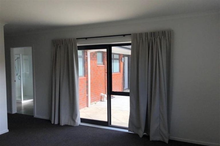 Photo of property in 144 Sandwich Road, St Andrews, Hamilton, 3200