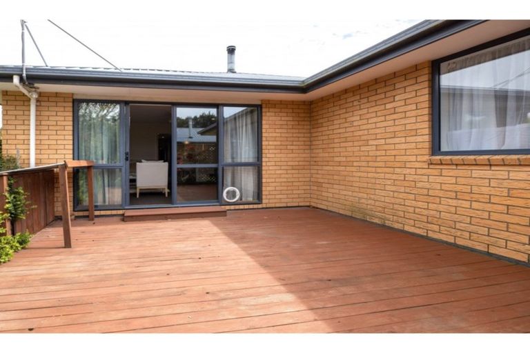 Photo of property in 13 Brooker Place, Kirwee, Darfield, 7571