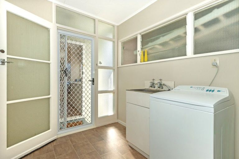 Photo of property in 69 Iranui Road, Inner Kaiti, Gisborne, 4010