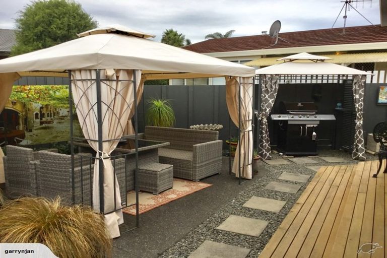 Photo of property in 14b Ruamoana Place, Omokoroa, 3114