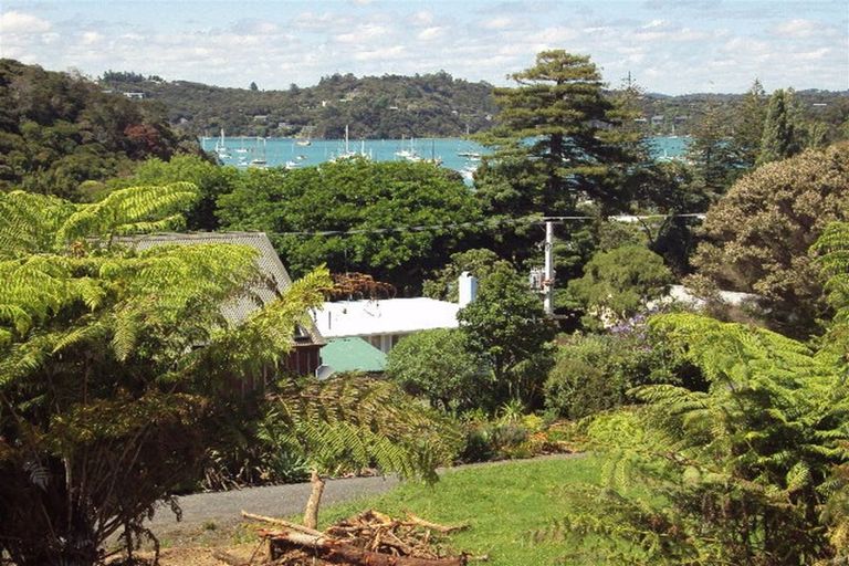 Photo of property in 25 Pomare Road, Russell, 0202