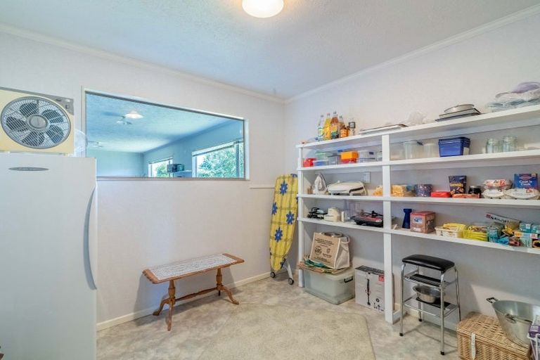 Photo of property in 229 Egerton Road, Winton, 9781