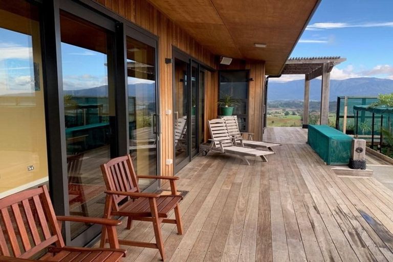 Photo of property in 104 Bay Vista Drive, Pohara, Takaka, 7183