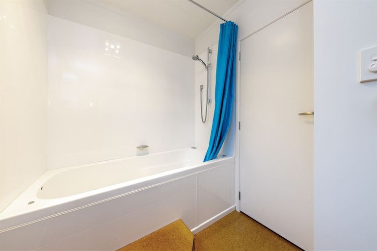 Photo of property in 19 Greers Road, Weymouth, Auckland, 2103