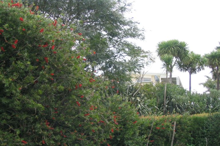 Photo of property in 3 Powells Road, Cable Bay, 0420