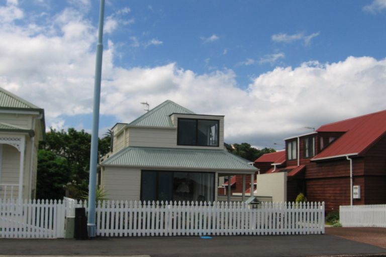 Photo of property in 34 Queens Parade, Devonport, Auckland, 0624