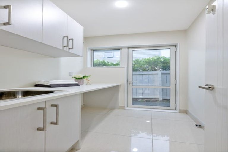 Photo of property in 20 Irongate Avenue, Ranui, Auckland, 0612