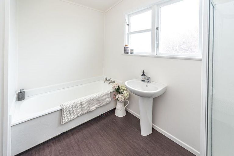 Photo of property in 65 Tutaenui Road, Marton, 4710