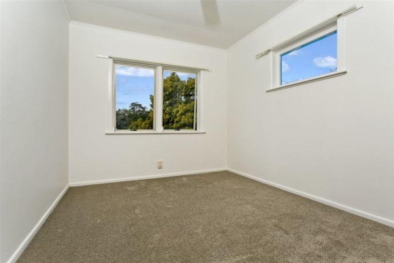 Photo of property in 89 Stanley Road, Glenfield, Auckland, 0629
