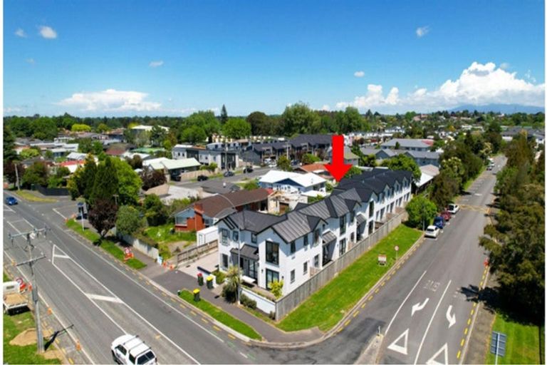 Photo of property in 3/135 Silverdale Road, Hillcrest, Hamilton, 3216