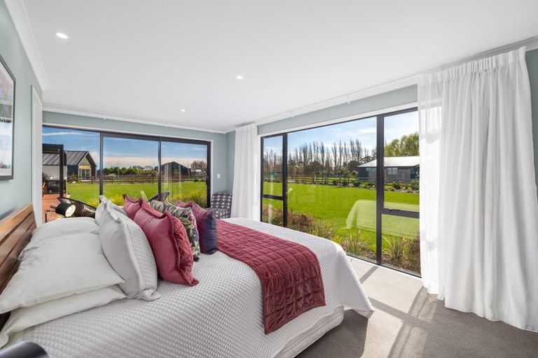 Photo of property in 76 Verdeco Boulevard, Lincoln, 7608