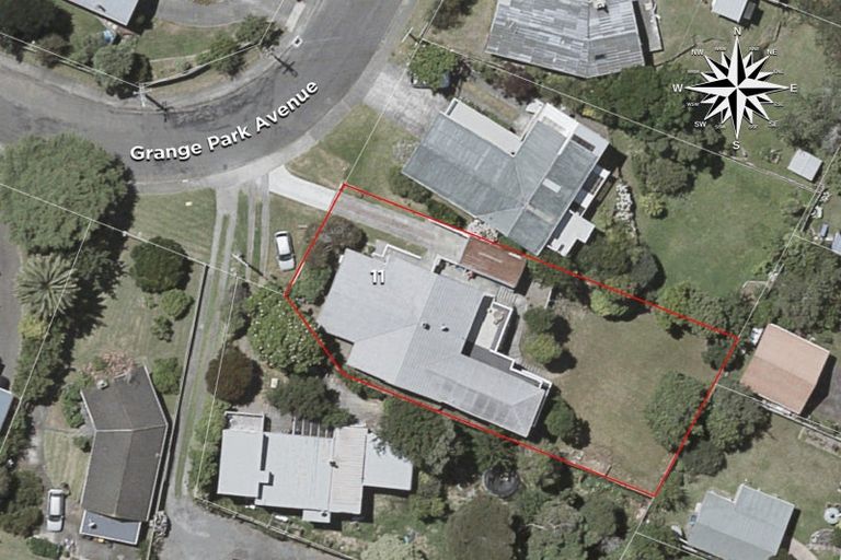 Photo of property in 11 Grange Park Avenue, Raumati South, Paraparaumu, 5032