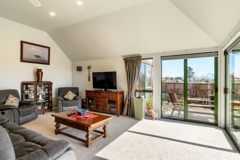 Photo of property in 2 Croisilles Place, Richmond, 7020