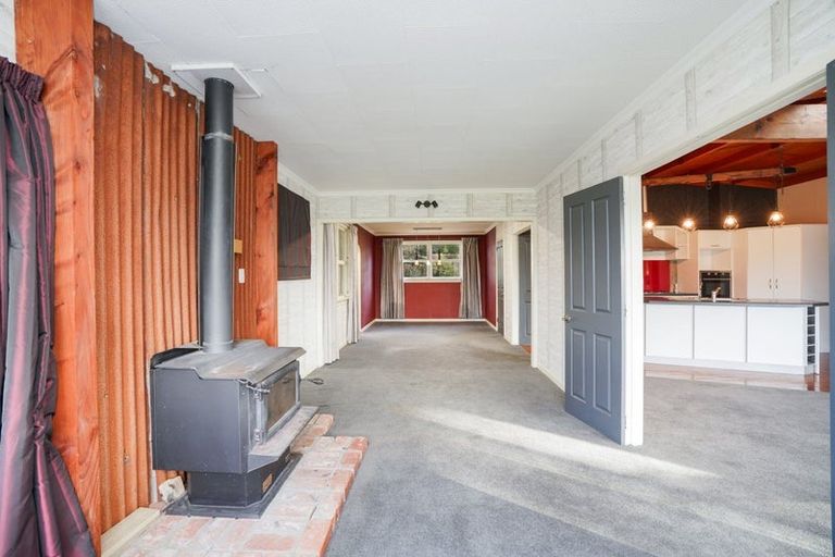 Photo of property in 49 Ferry Road, West Plains, Invercargill, 9879