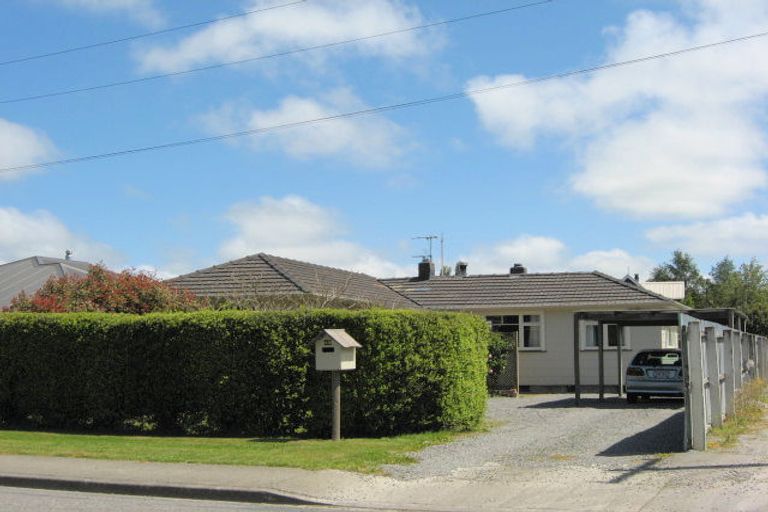 Photo of property in 49 Railway Road, Rangiora, 7400