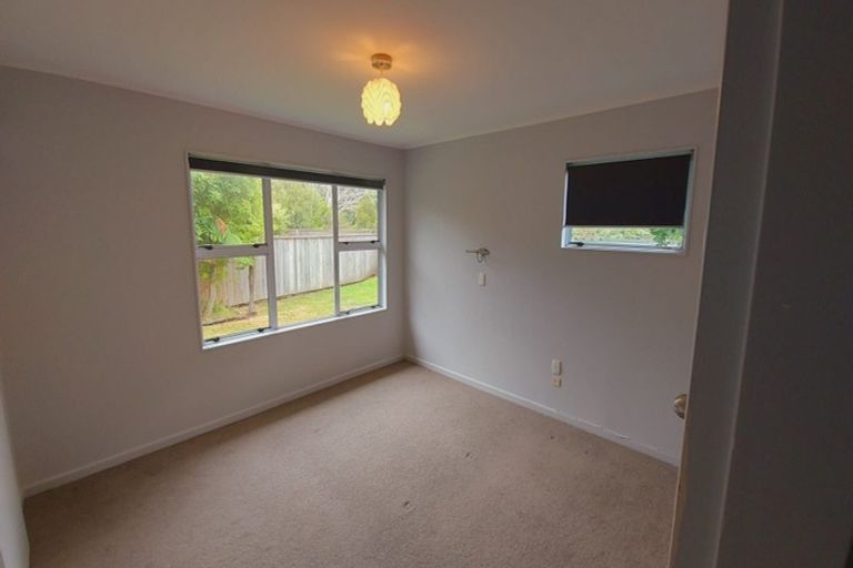 Photo of property in 34 Whirinaki Crescent, Heretaunga, Upper Hutt, 5018