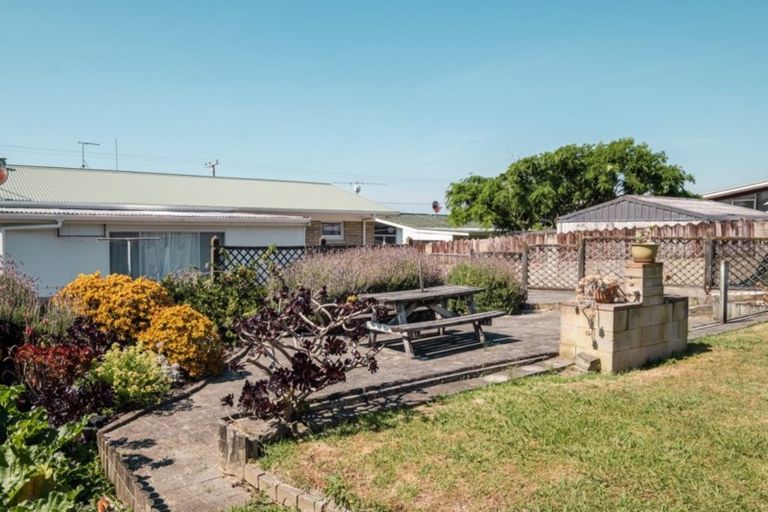 Photo of property in 96 Moana Road, Okitu, Gisborne, 4010