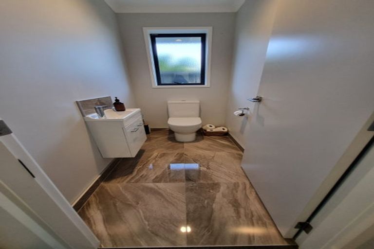 Photo of property in 13 Powhaitere Road, One Tree Point, 0118