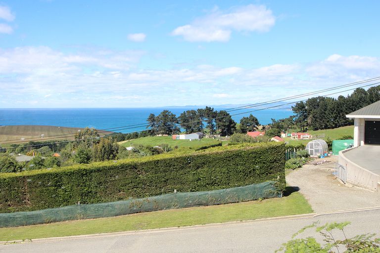 Photo of property in 42 Brinkburn Street, South Hill, Oamaru, 9400