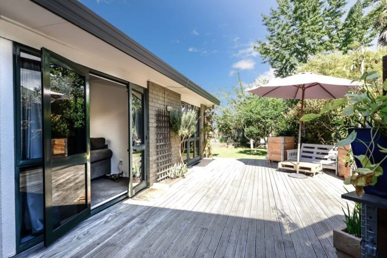 Photo of property in 213 Pukete Road, Pukete, Hamilton, 3200