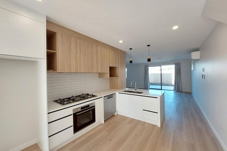 Photo of property in 29 Porowha Road, Westgate, Auckland, 0814