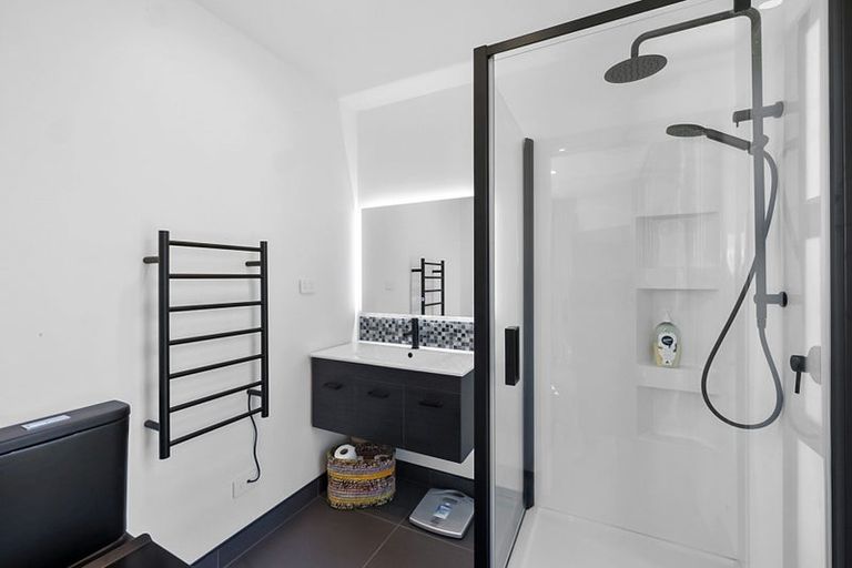 Photo of property in 1640 Mangorei Road, Mangorei, New Plymouth, 4371