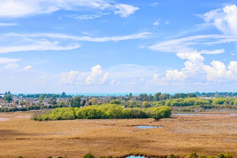 Photo of property in 264 Mairehau Road, Burwood, Christchurch, 8083